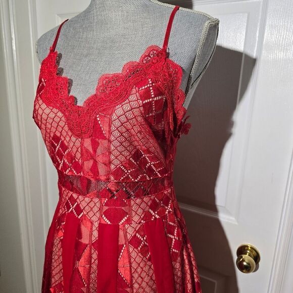FOXIEDOX Calla midi dress - Picture 3 of 5